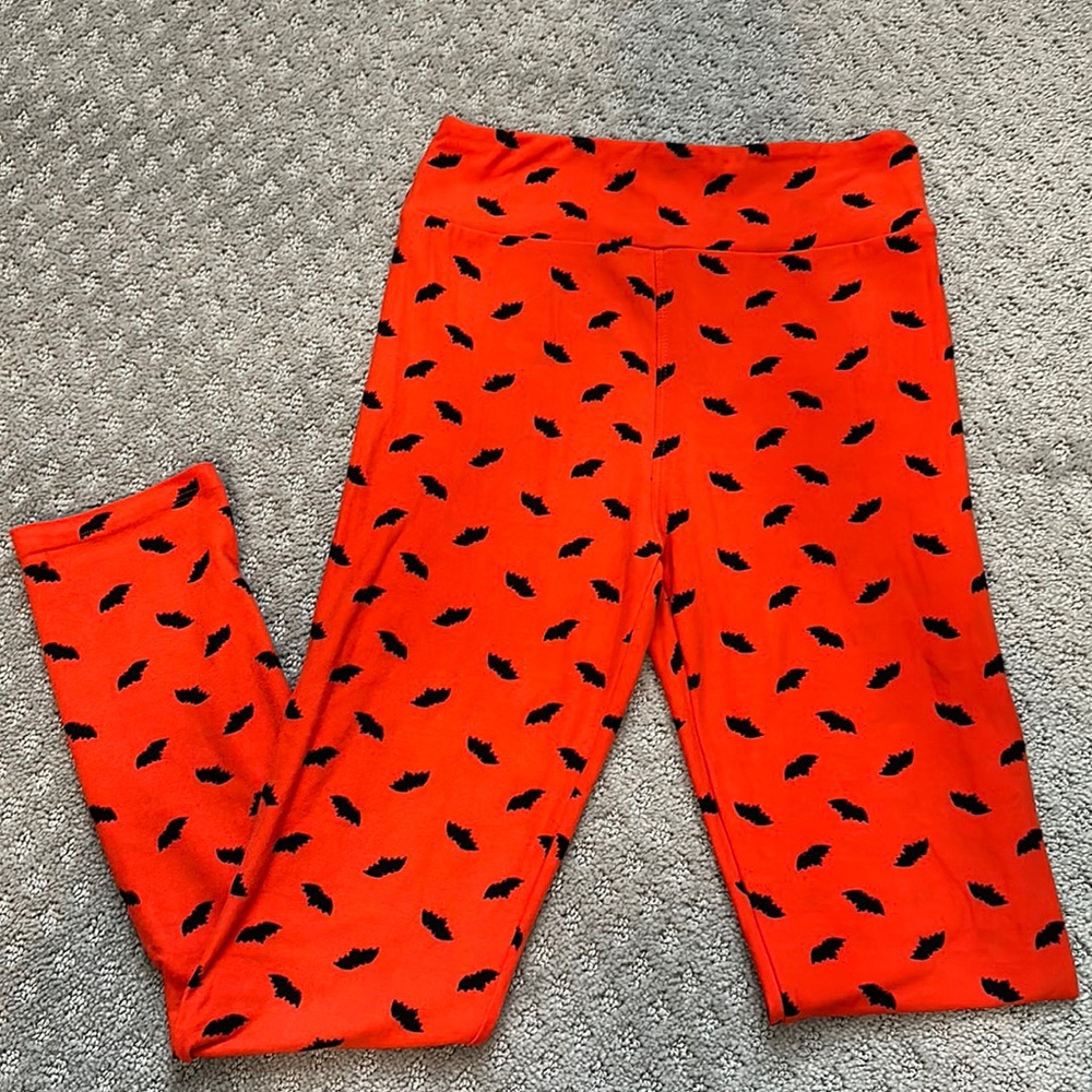 Halloween Lularoe Tween Size Leggings Orange w/ Black Bats